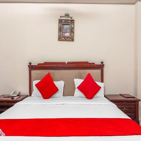 Hotel O Grandeur By Orbit Hotels Near Chennai Shopping Mall Hyderabad Exterior foto