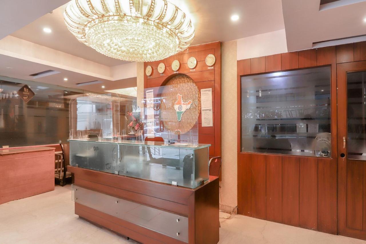 Hotel O Grandeur By Orbit Hotels Near Chennai Shopping Mall Hyderabad Exterior foto