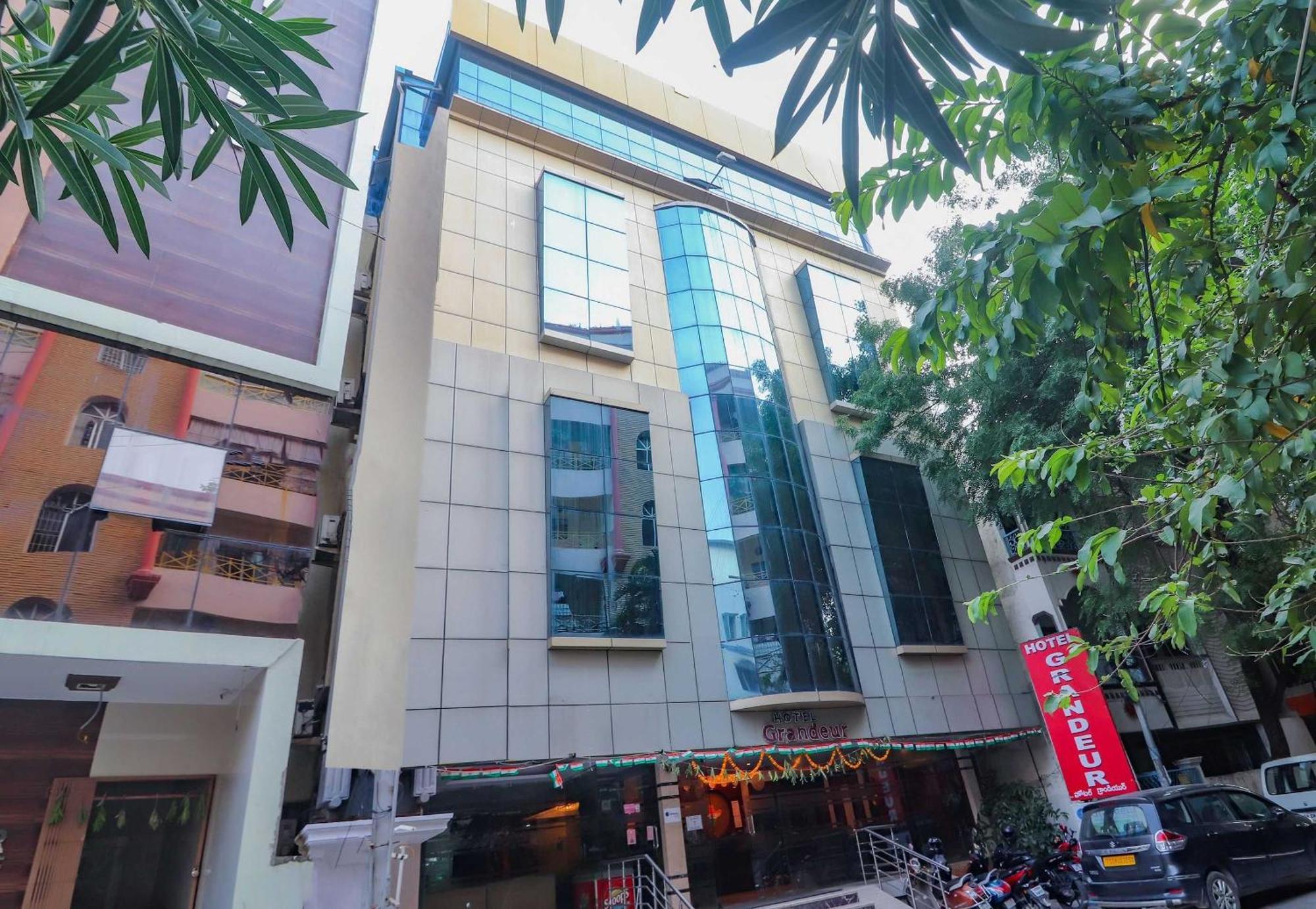 Hotel O Grandeur By Orbit Hotels Near Chennai Shopping Mall Hyderabad Exterior foto
