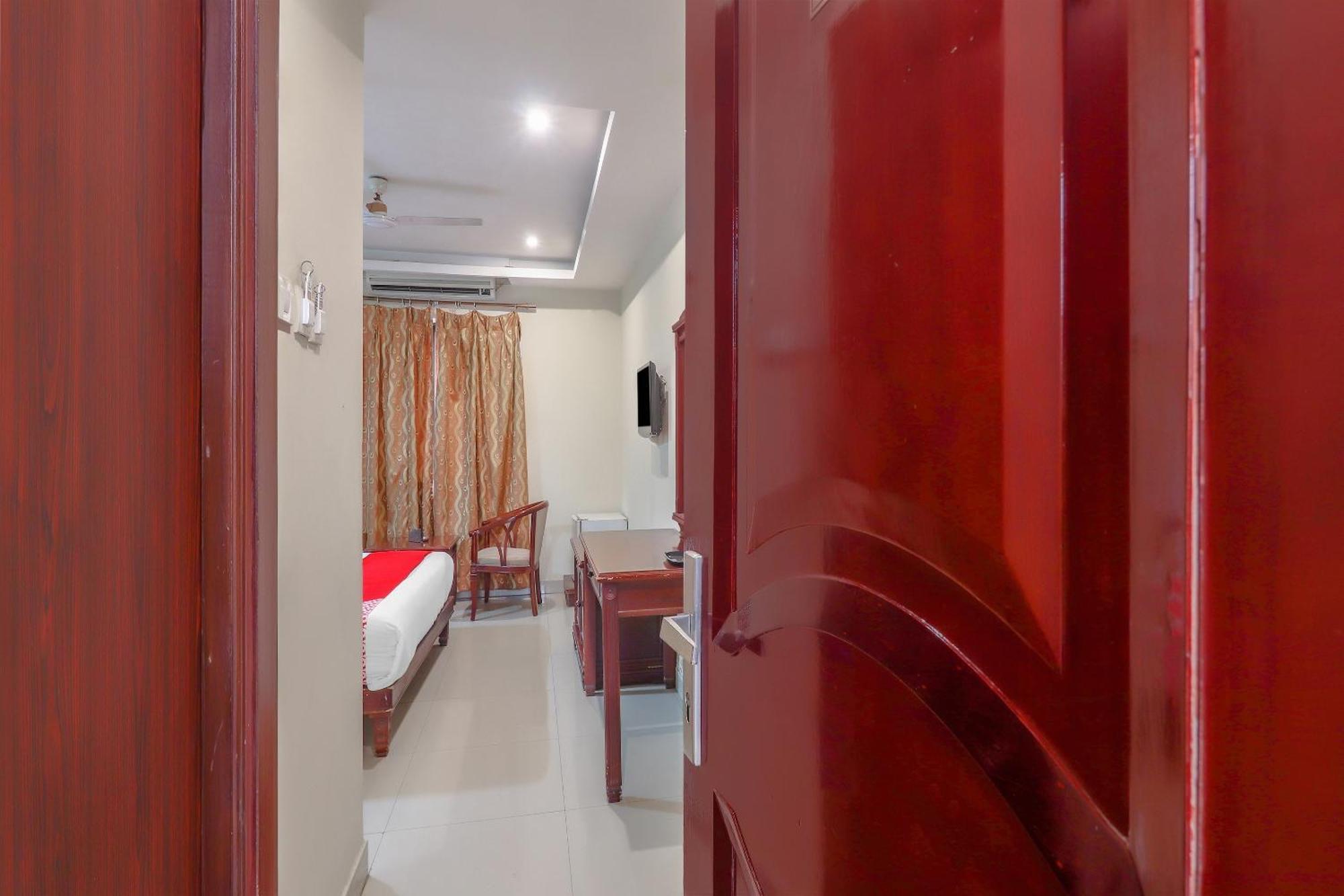 Hotel O Grandeur By Orbit Hotels Near Chennai Shopping Mall Hyderabad Exterior foto