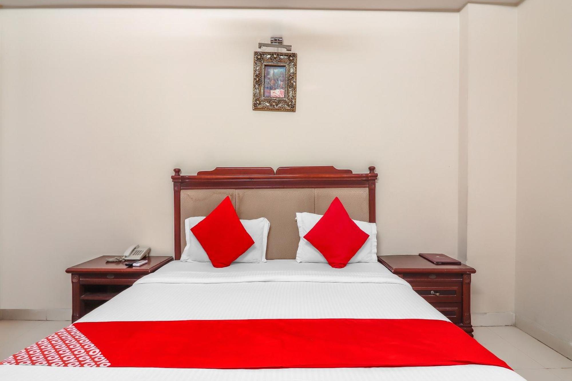 Hotel O Grandeur By Orbit Hotels Near Chennai Shopping Mall Hyderabad Exterior foto
